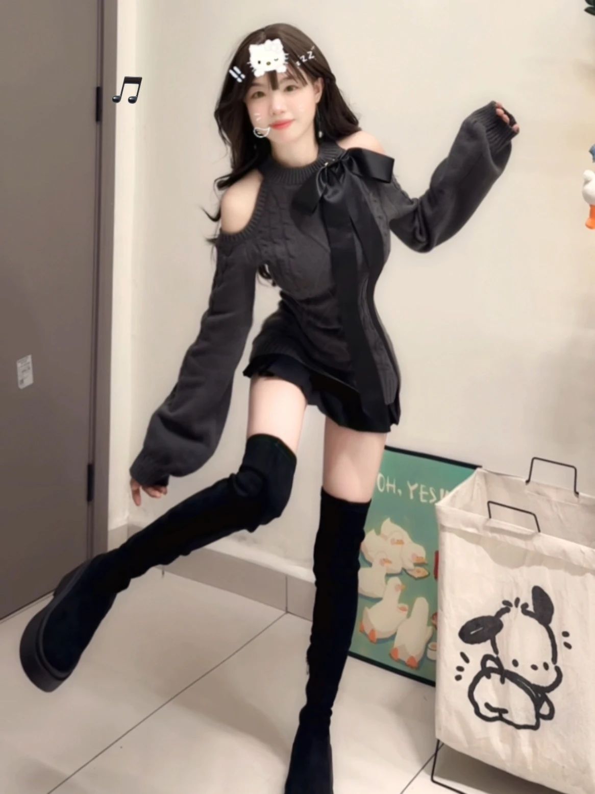 雪纺 冷肩 挖空 抽褶 荷叶边 黑玛瑙 夜幕色 碳复写  - VALI鞋履AI设计主图