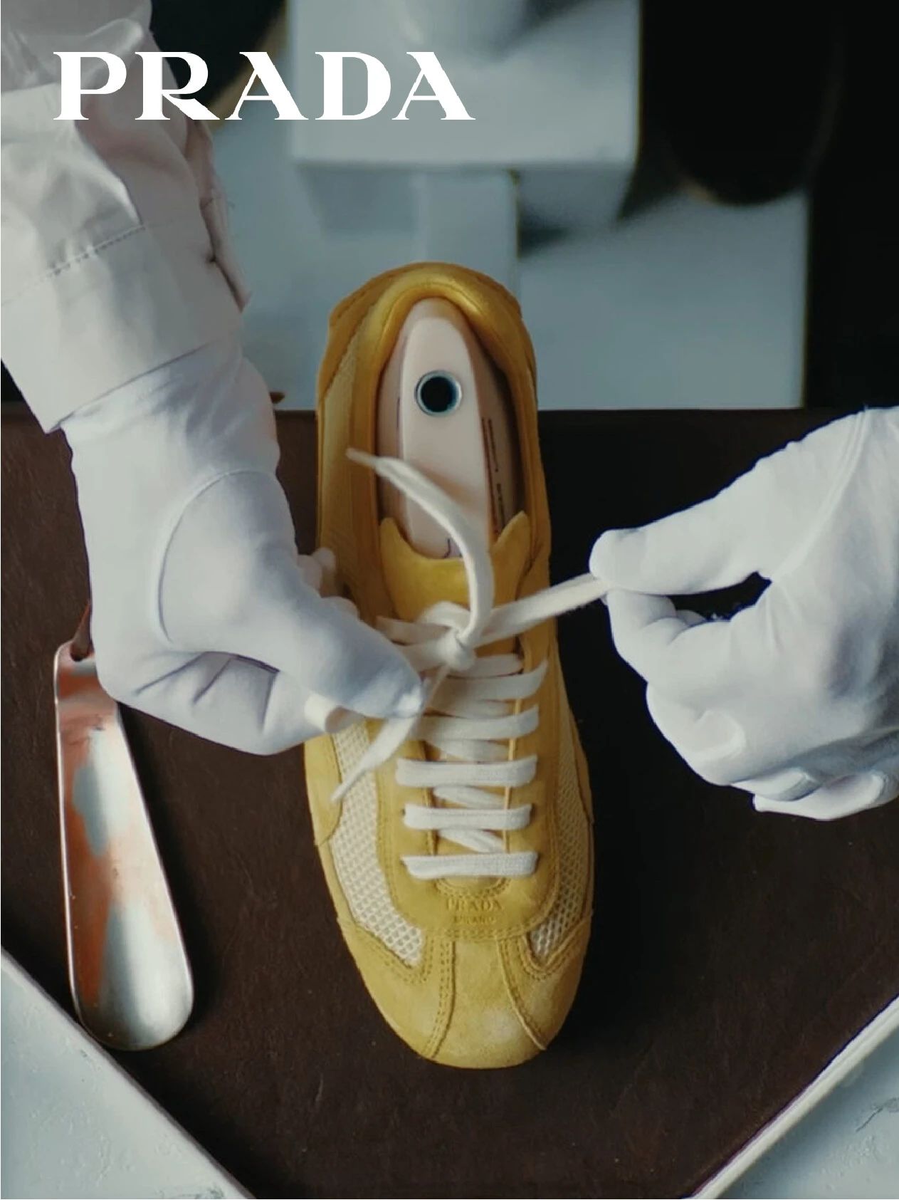 僧袍色 磨光金色 琥珀绿 低帮 系带  - VALI鞋履AI设计主图