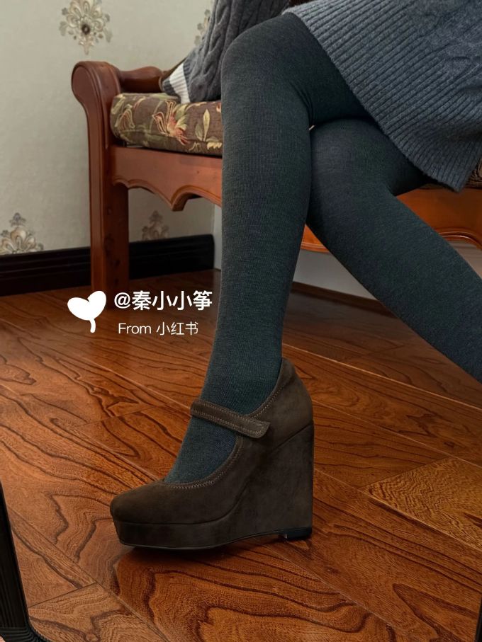 厚底 尾气黑 咖啡褐色 灯黑 方头 中口鞋 皮革 