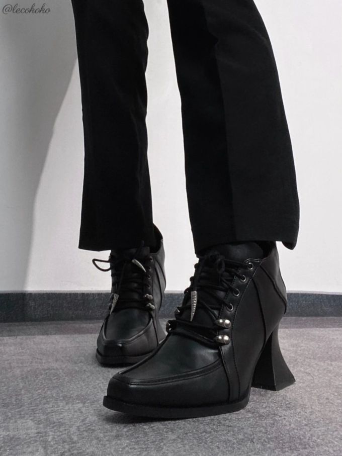 燕尾服 不可穿透 系带 皮革 