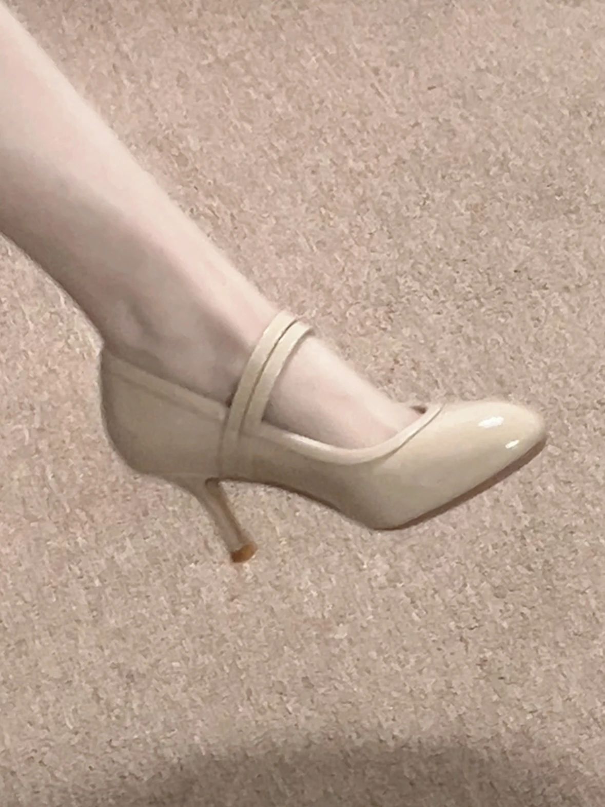 驯鹿色 沙丘灰 浅桃粉色 浅口鞋  - VALI鞋履AI设计主图