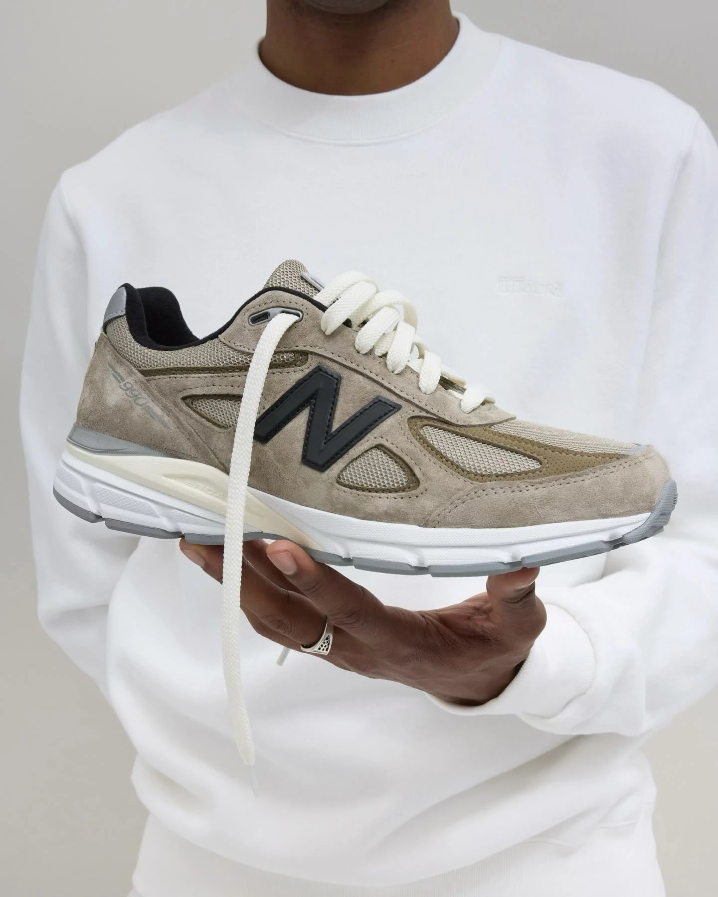 冬季树枝 古裙衬 狼灰色 低帮 系带  - VALI鞋履AI设计主图