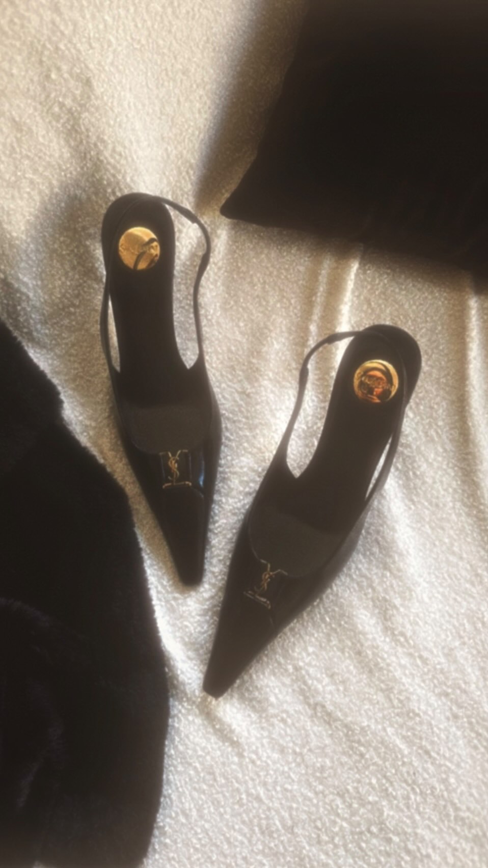 咖啡褐色 板岩黑 黑棕色 尖头 无帮 皮革  - VALI鞋履AI设计主图