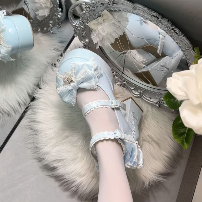 婉兰色 幻蓝色 微蓝 圆头 浅口鞋 皮革 