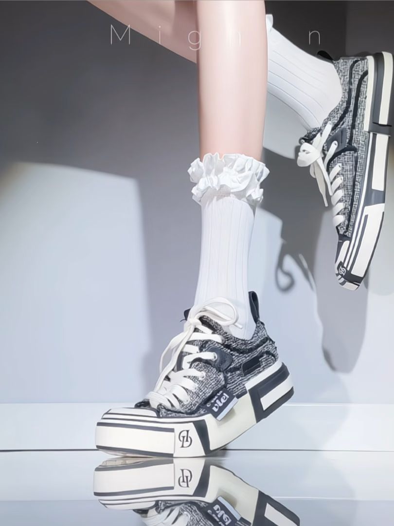 薄云 古裙衬 信风灰 低帮 系带  - VALI鞋履AI设计主图