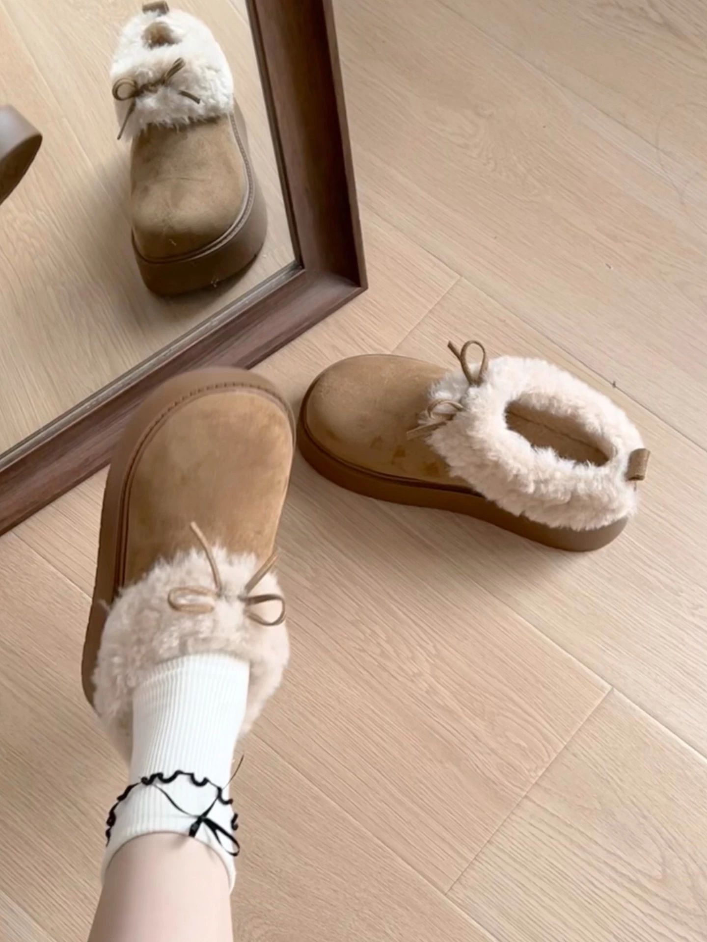 微蓝 全粉色 杏仁桃 圆头 一脚蹬 绒毛/绒面  - VALI鞋履AI设计主图