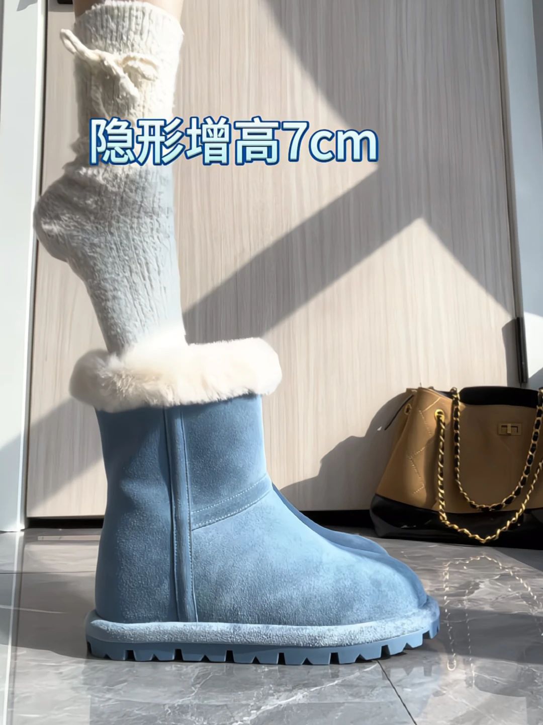 黑蓝色 冷蓝色 雪白  - VALI鞋履AI设计主图