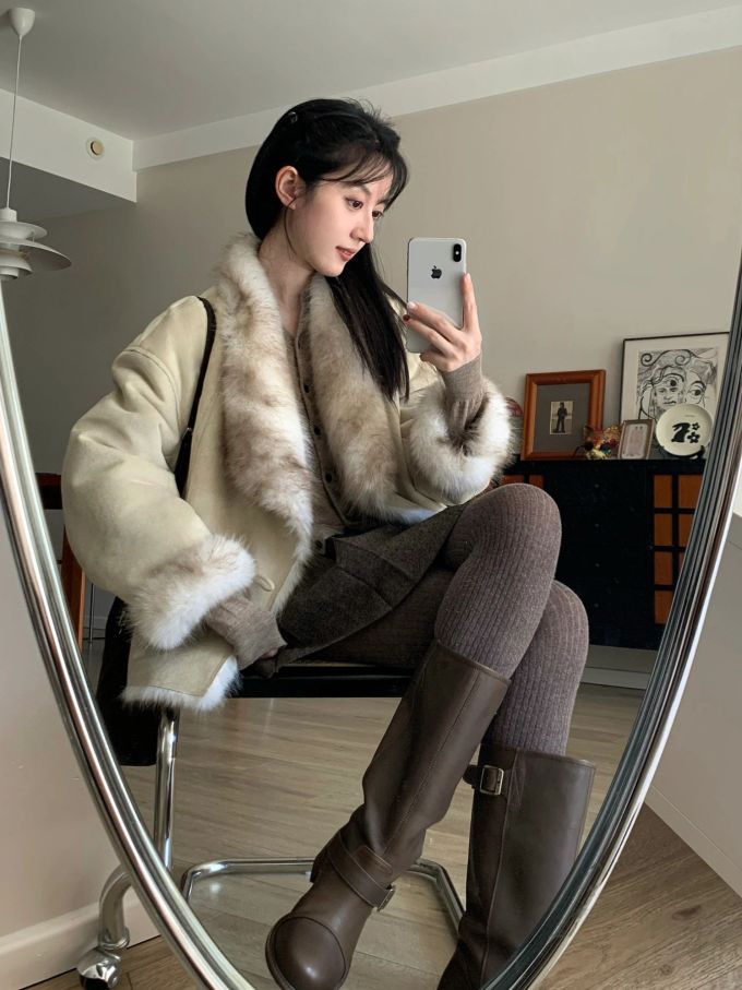 皮草面料 H型 裘毛袖 深洞 胡荽色 咖啡褐色 毛条 基础扣饰 基础拉链 