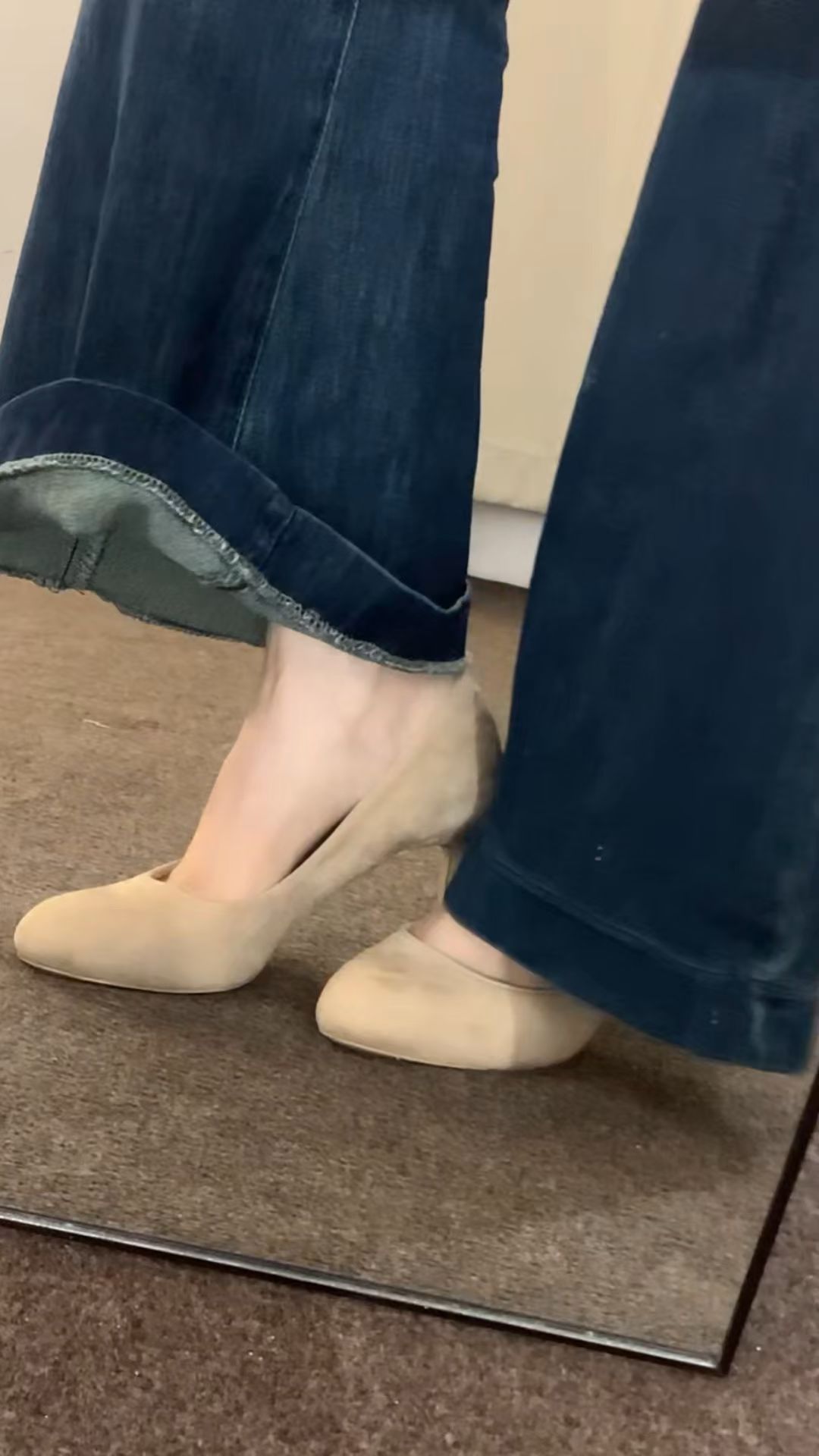 米色 柔黄色 羊皮色 一脚蹬 浅口鞋 皮革  - VALI鞋履AI设计主图