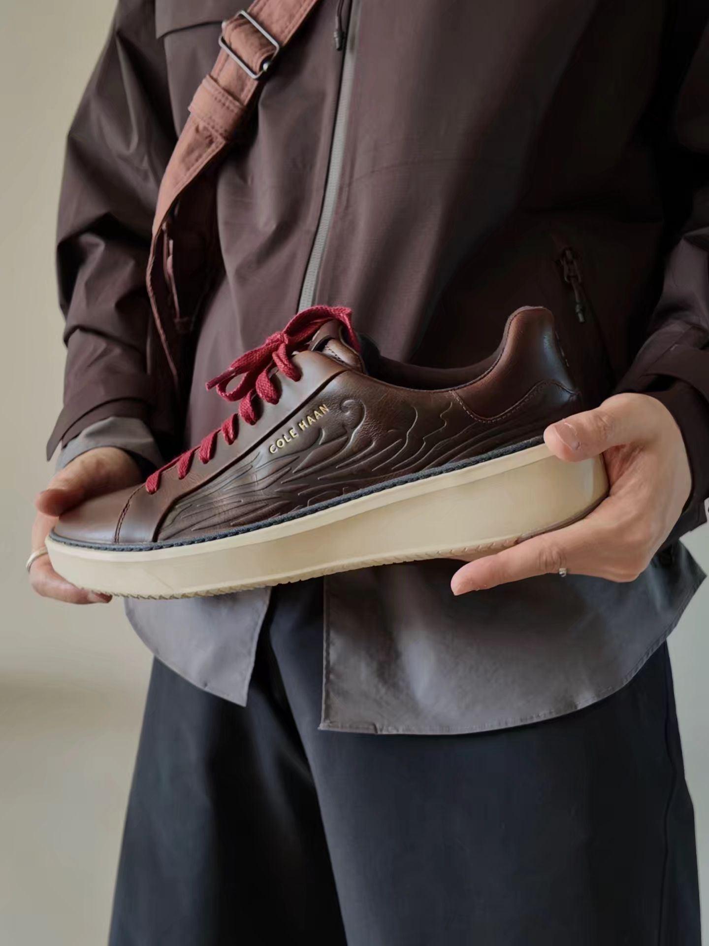 巧克力酱色 菊苣咖啡 胡椒色 低帮 系带 皮革  - VALI鞋履AI设计主图