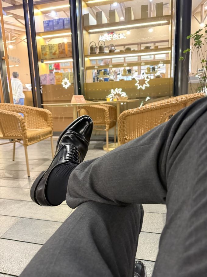 陨石色 氧化铁 灯黑 皮革 