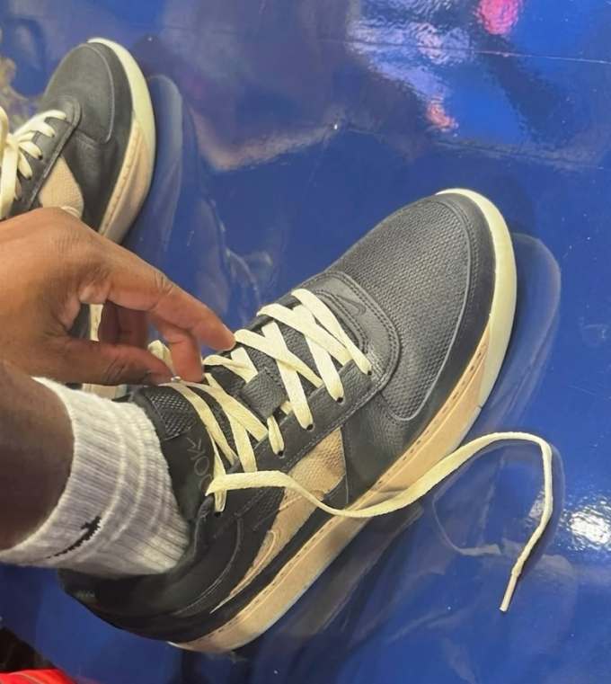 陨石色 潇洒灰 雾号 低帮 系带 皮革 