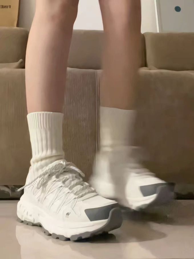 鹭白 北极狼 燕麦色 低帮 系带 