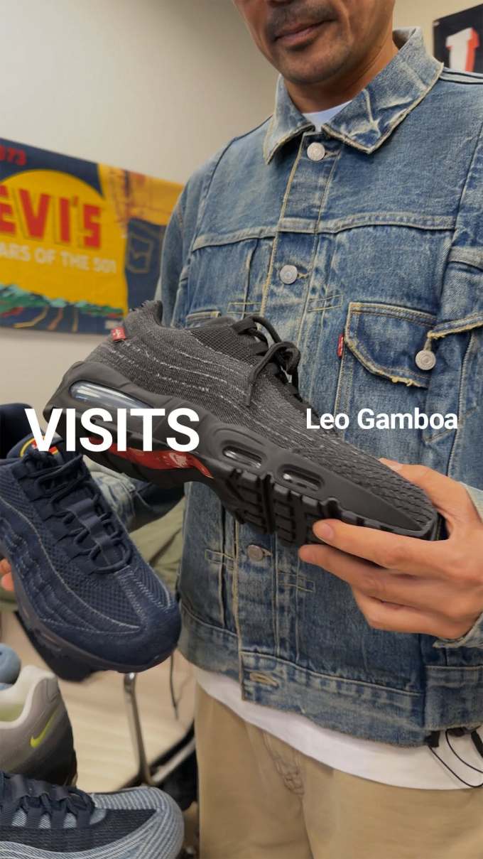 牛仔面料 翻领 中长袖 基础袖 局部印染 字母 洗水 无底洞 暴雨灰 铅色 基础扣饰 