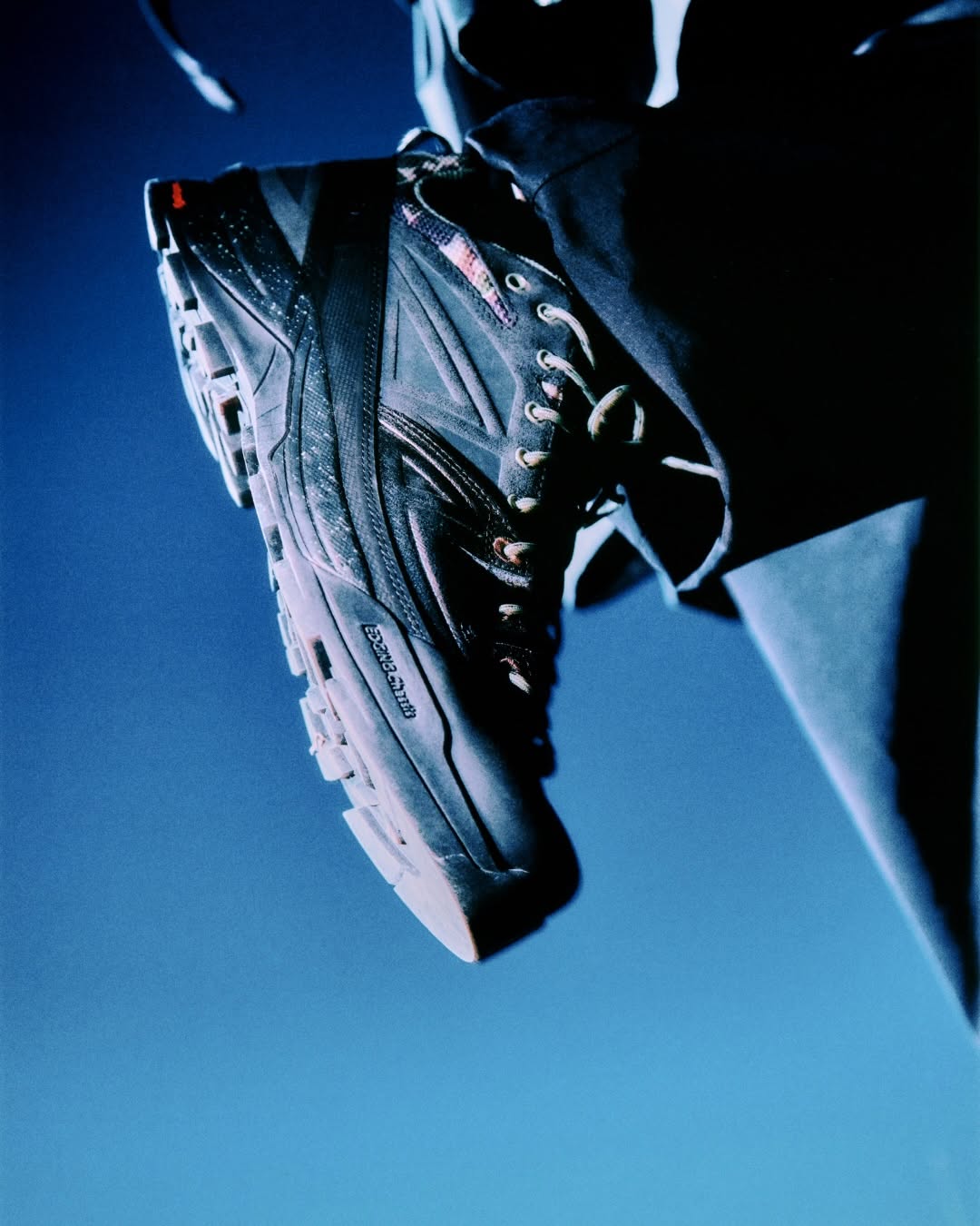 燕尾服 波塞冬蓝 日光蓝 低帮 系带 皮革  - VALI鞋履AI设计主图