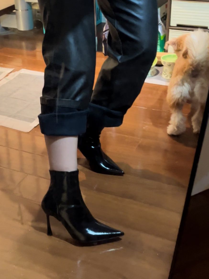 高跟 细跟 燕尾服 咖啡褐色 尖头 皮革  - VALI鞋履AI设计主图