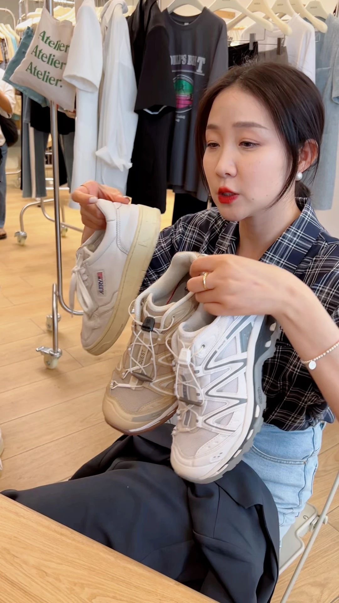 亮白色 云雾色 丁香灰粉 低帮 系带  - VALI鞋履AI设计主图