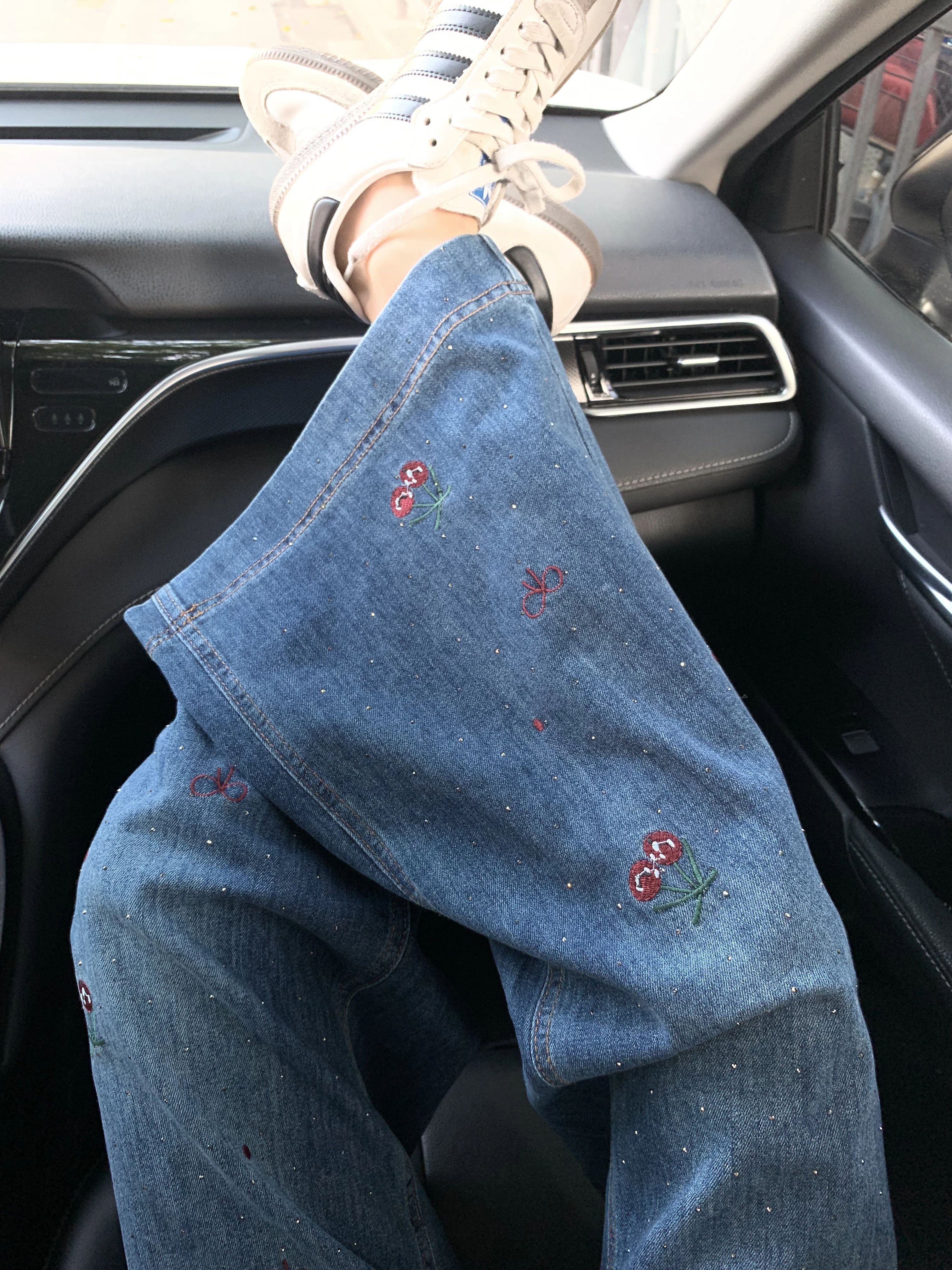 雪白 酥皮 蛋酒色 低帮 系带 皮革  - VALI鞋履AI设计主图