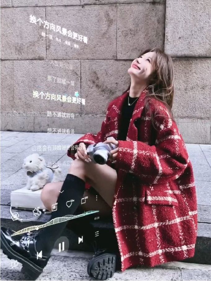 呢绒 A型 翻驳领 中长袖 基础袖 满印&循环 格纹/菱格 葡萄酒红 大黄果色 陨石色 