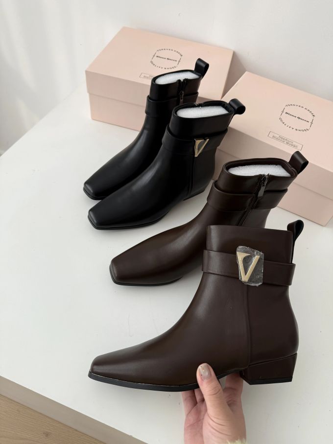 低跟 粗跟 鼹鼠色 有机灰 地膜色 袢扣 皮革 