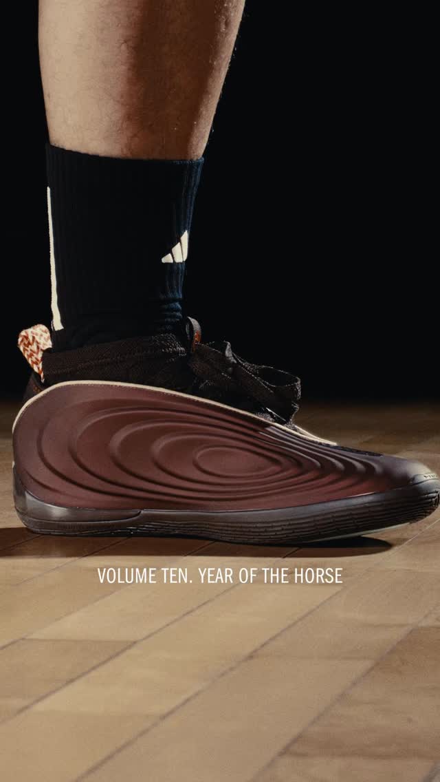 巧克力软糖 陨石色 深红褐色 低帮  - VALI鞋履AI设计主图