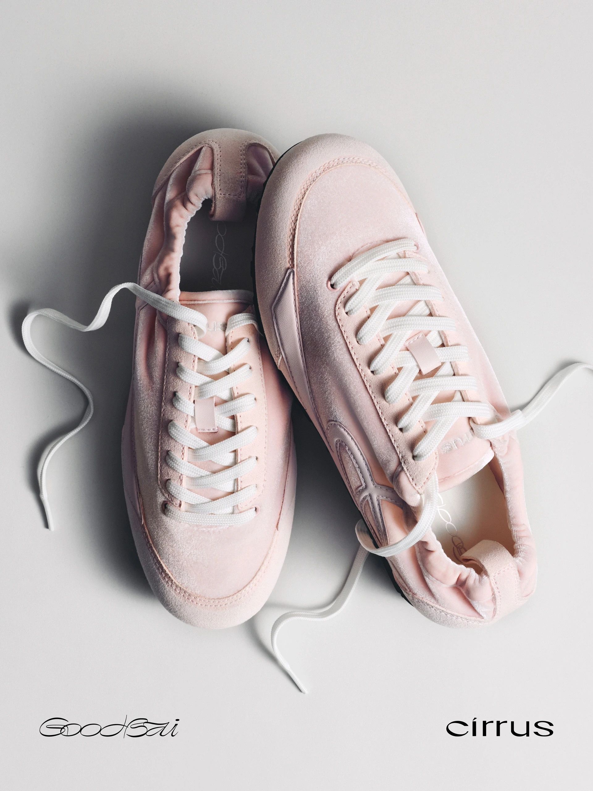淡紫色 淡粉花瓣 蛋白 低帮 系带 布面  - VALI鞋履AI设计主图