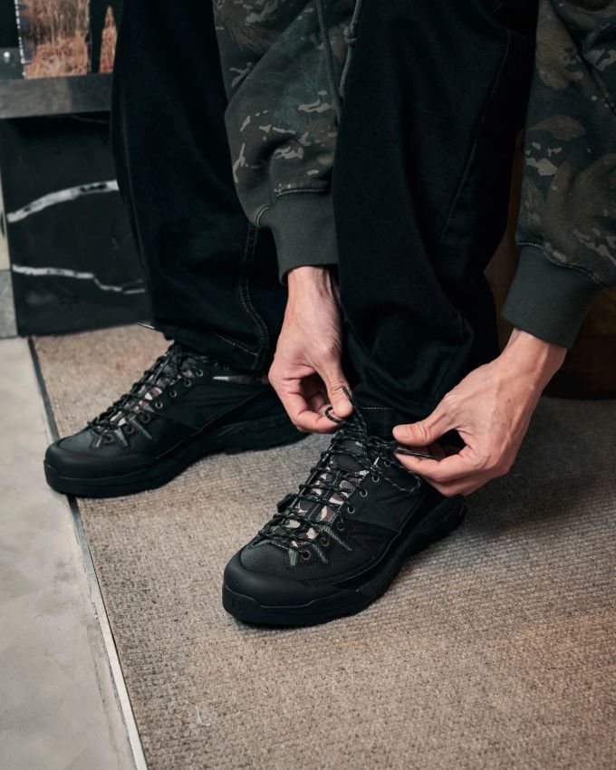 燕尾服 都市灰 高帮 