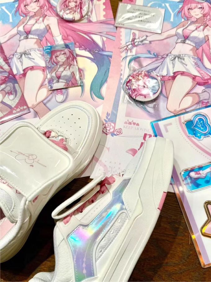 银绿色 奶油奶油 浅灰色 圆头 低帮 