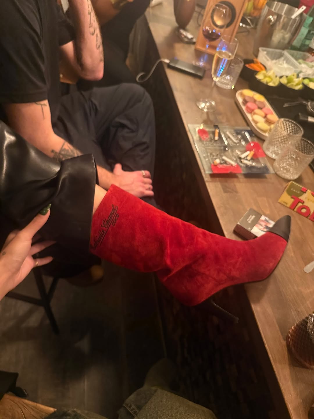 高跟 粗跟 肾上腺素 大丽花红 深火焰红 皮革  - VALI鞋履AI设计主图