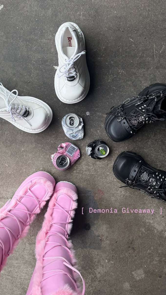 雪纺紫 派对粉 蝴蝶兰 圆头 皮革 