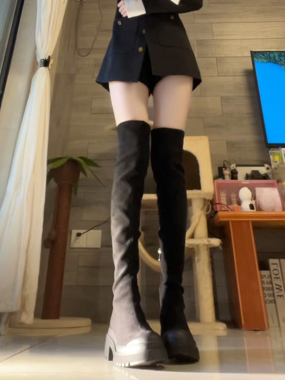 深洞 棕灰色 杏仁桃 圆头 皮革  - VALI鞋履AI设计主图