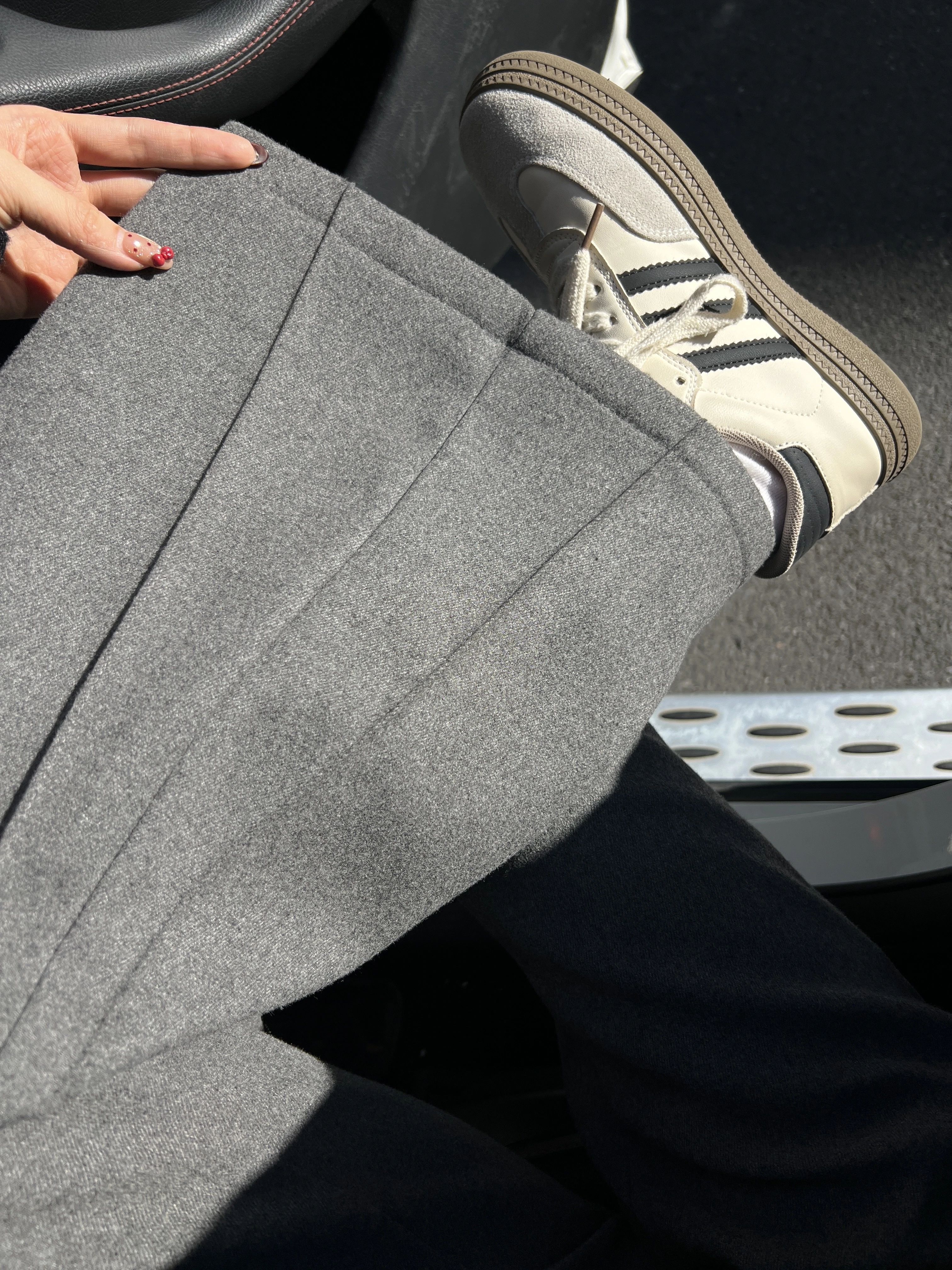 深洞 酥皮 奶油奶油 低帮 系带 布面  - VALI鞋履AI设计主图