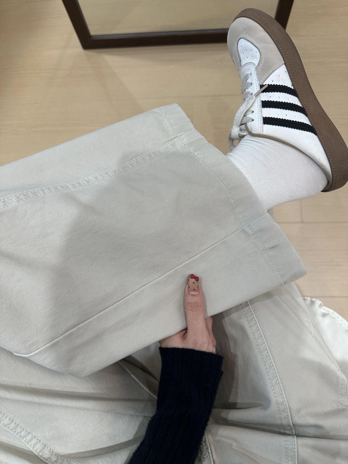 巧克力豆色 灌浆 燕尾服 低帮 系带 皮革  - VALI鞋履AI设计主图