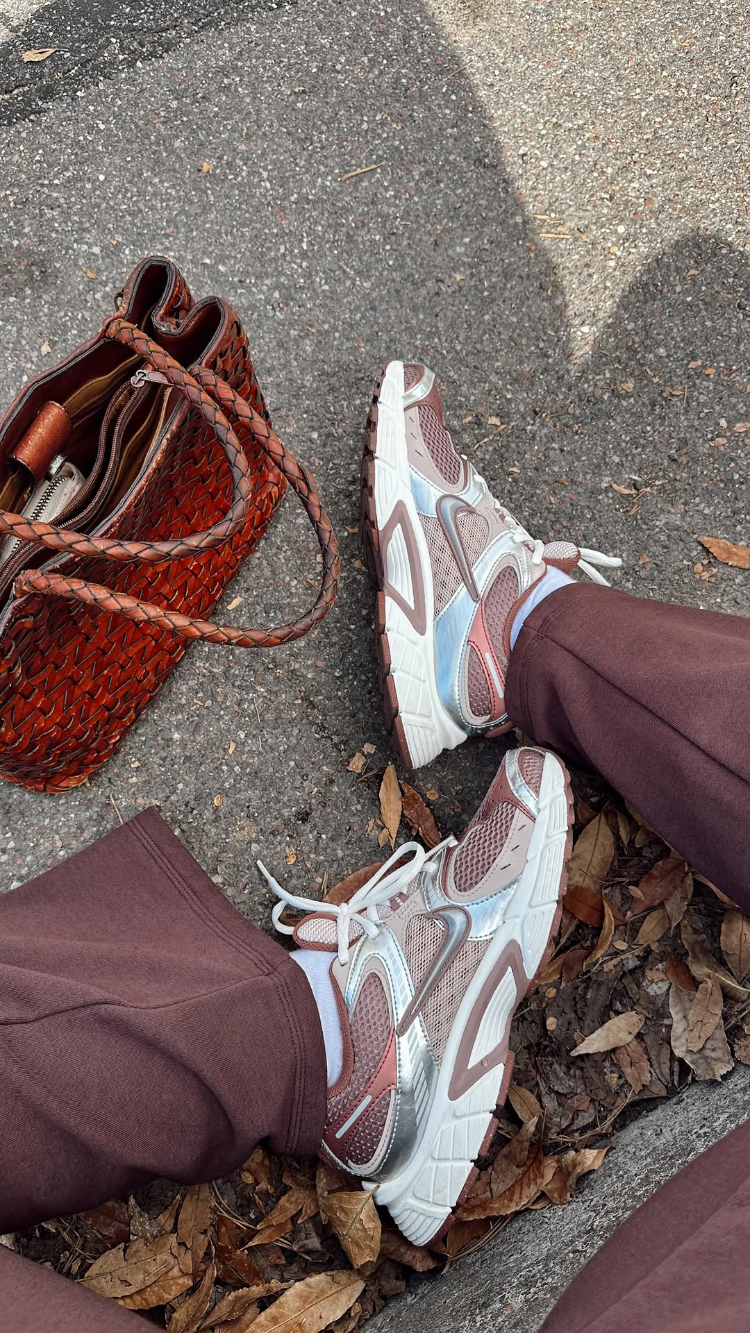  - VALI鞋履AI设计主图