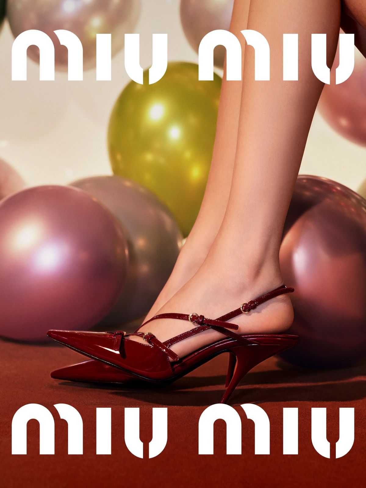 大丽花红 黑豆色 无帮 袢扣 皮革  - VALI鞋履AI设计主图