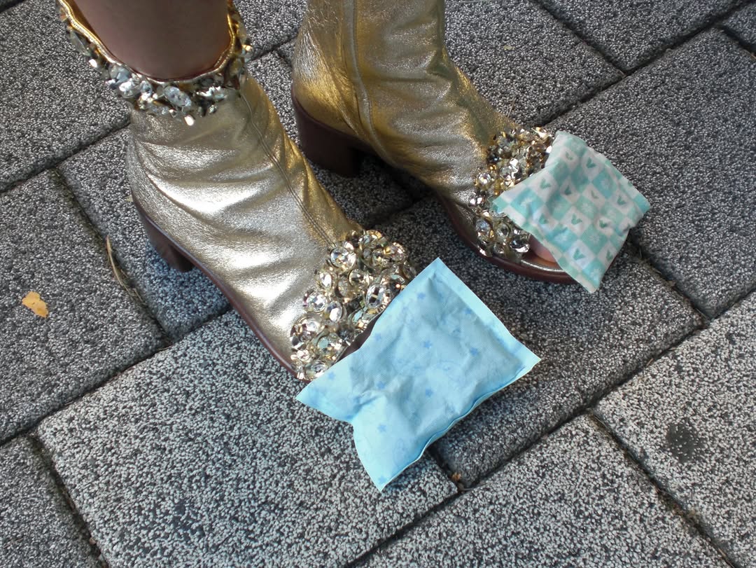 粗跟 地下世界 雾号 钟乳石 方头 塑料  - VALI鞋履AI设计主图