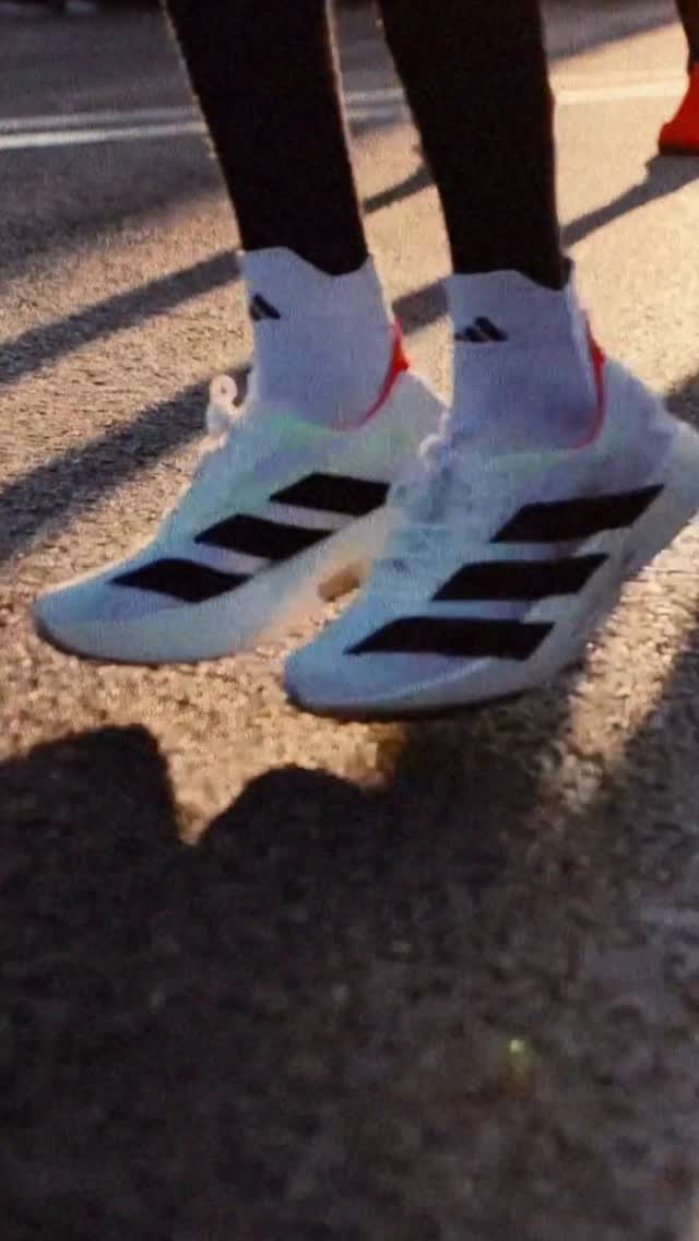 深井黑 远空蓝 海岸蓝 低帮 系带  - VALI鞋履AI设计主图