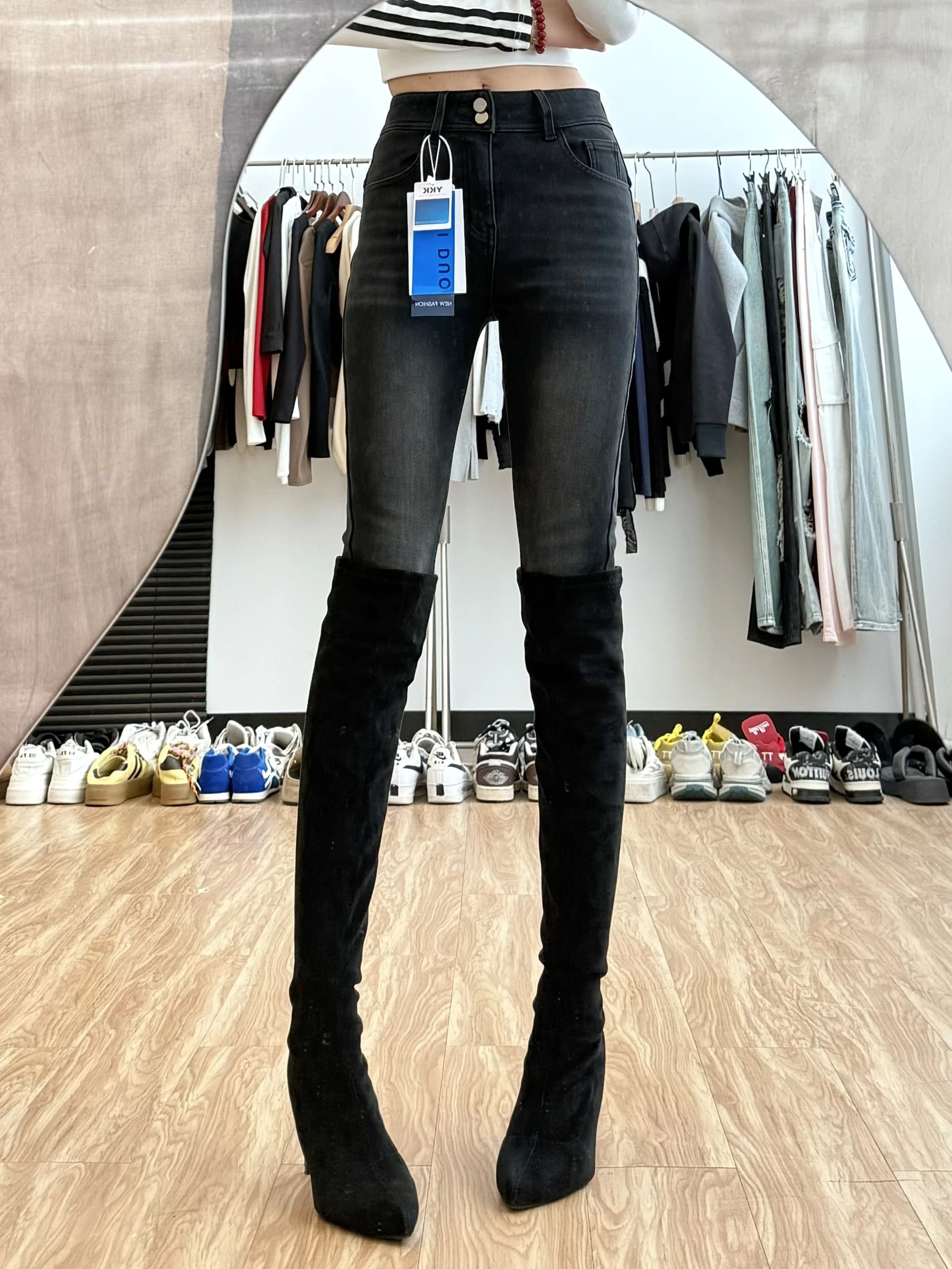 牛仔面料 洗水 阿芬宾舍犬 林地灰 灰鲸 基础扣饰  - VALI鞋履AI设计主图