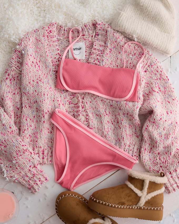 毛纺 圆形领 中长袖 基础袖 局部印染 粗针 浅豆沙色 桃皮色 脸红 