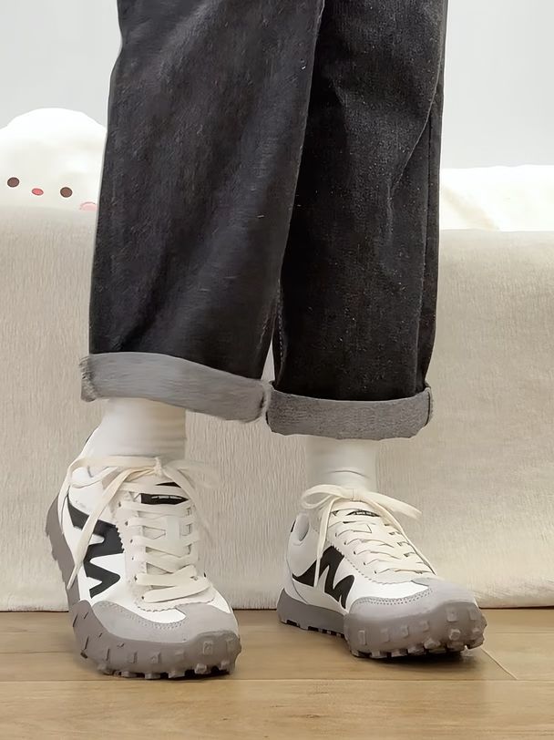 雪峰 佩奥特掌色 燕麦色 低帮 皮革 