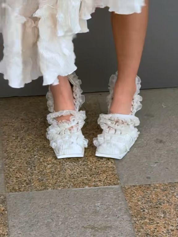 幻蓝色 微蓝色 北方雾滴 方头  - VALI鞋履AI设计主图