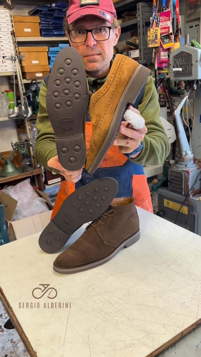 沃土 暗棕灰 玻璃瓶色 圆头 皮革 