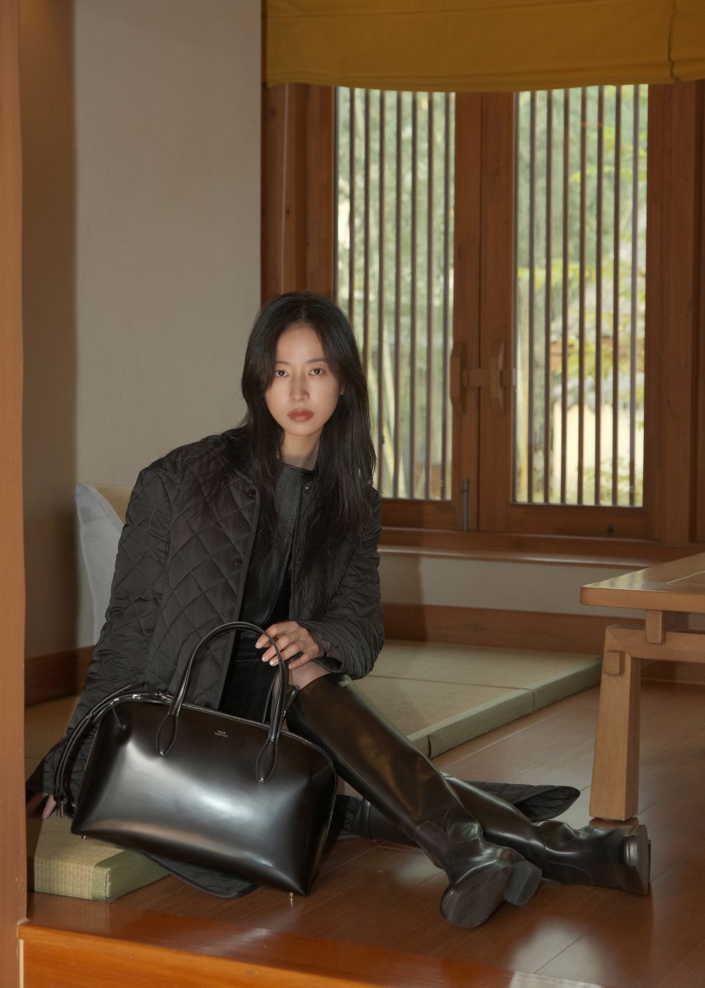 防护功能 棉羽绒袖 绗缝 深洞 墨黑色 基础拉链  - VALI鞋履AI设计主图