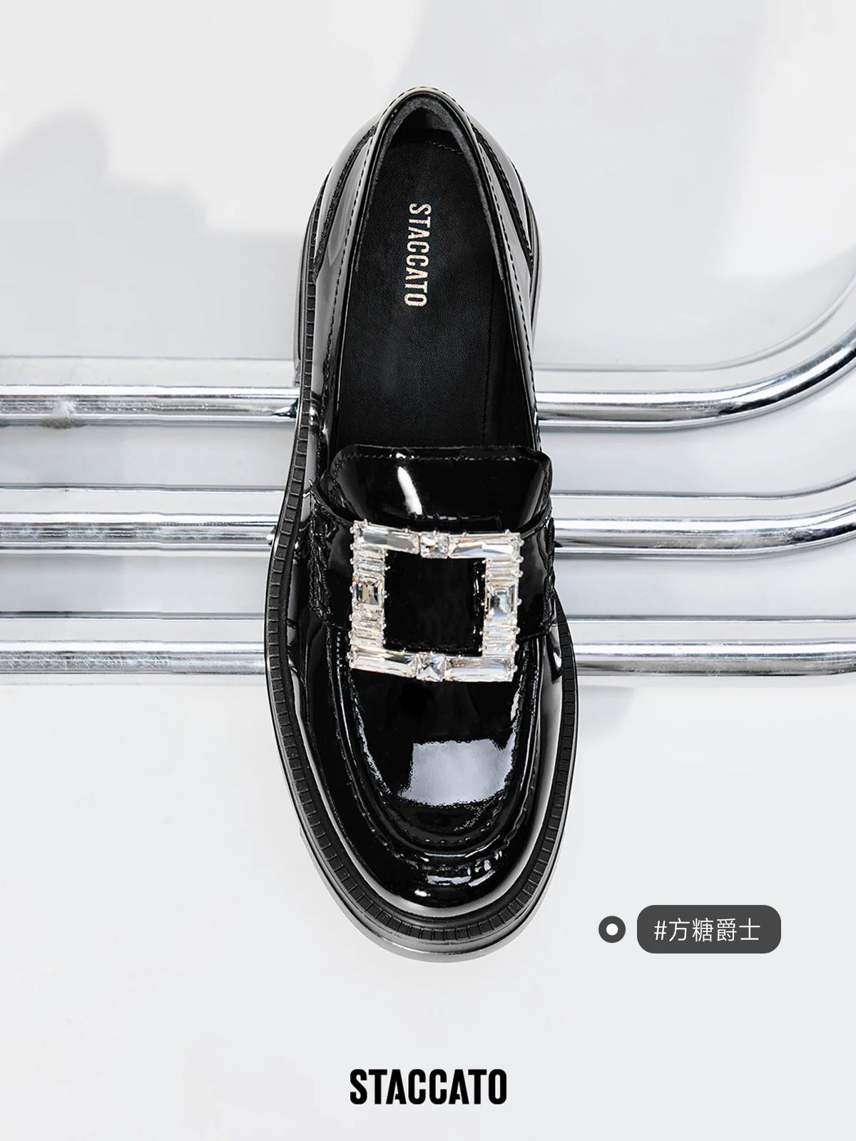 燕尾服 轮廓灰 正灰色 圆头 低帮 一脚蹬 深口鞋 皮革  - VALI鞋履AI设计主图