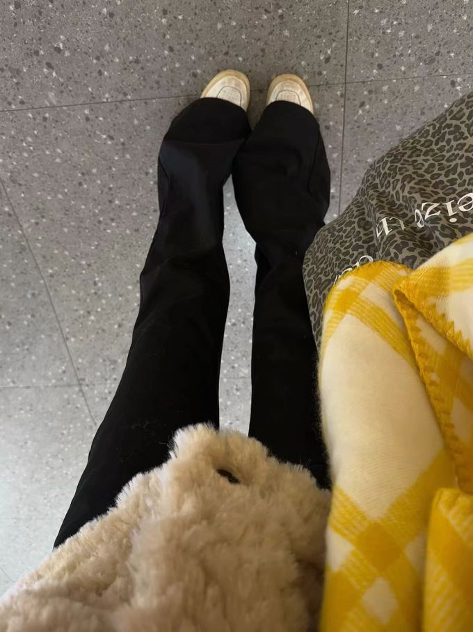 陨石色 尖头 皮革 