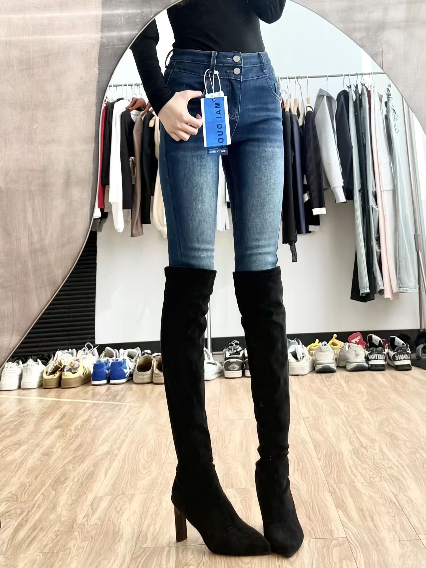 粗跟 燕尾服 珠光色 羊毛色 尖头 皮革  - VALI鞋履AI设计主图