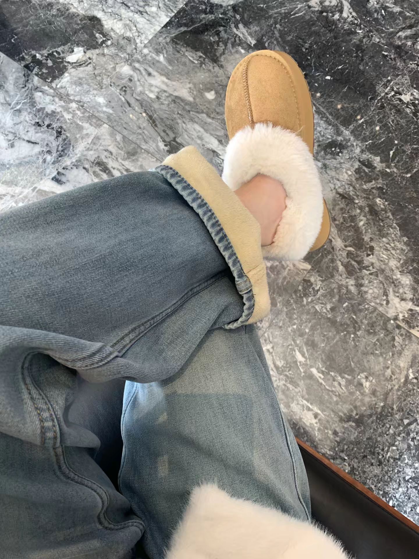 奶油 太妃糖色 艳阳色 圆头 无帮 皮革  - VALI鞋履AI设计主图