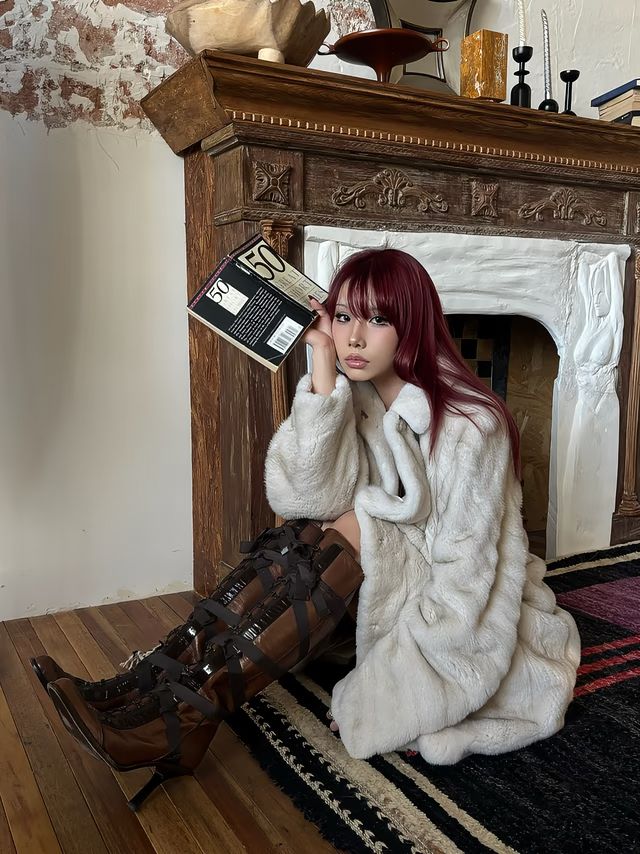 皮草面料 H型 翻领 中长袖 裘毛袖 幽灵灰 灰日 描绘灰  - VALI鞋履AI设计主图