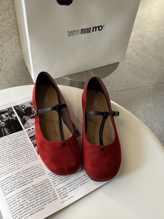 烧结砖色 陨石色 庞培红 圆头 袢扣 中口鞋 皮革  - VALI鞋履AI设计主图