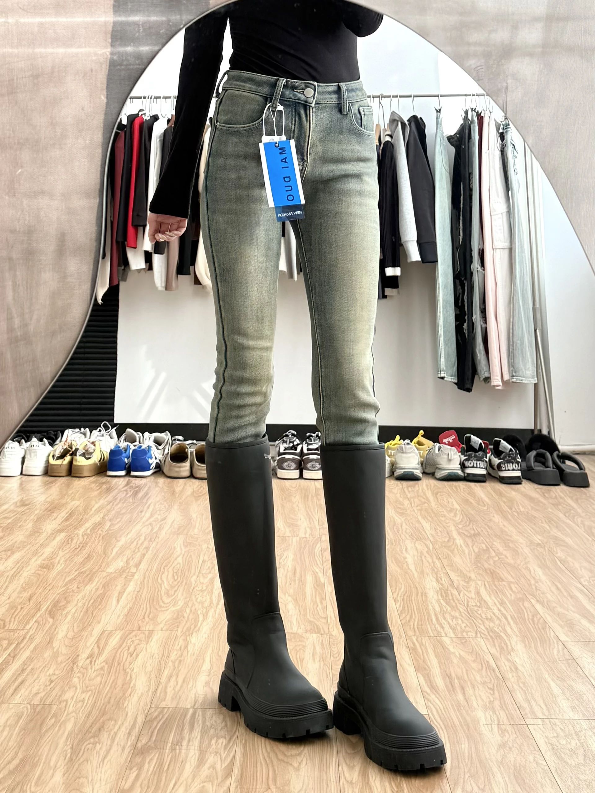 牛仔面料 洗水 尾气黑 茶叶 甲虫色 基础扣饰  - VALI鞋履AI设计主图